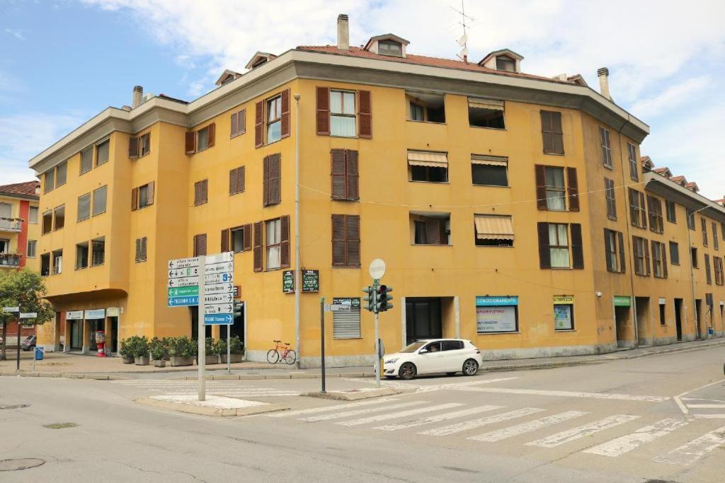 Attico In Corsico Appartement Buitenkant foto